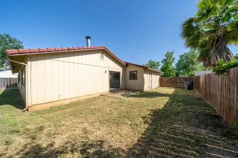 1930 Cirrus St, Redding, CA 96002 photo 40