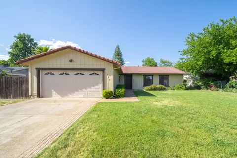 1930 Cirrus St, Redding, CA 96002 photo 4