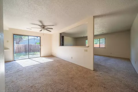 1930 Cirrus St, Redding, CA 96002 photo 6