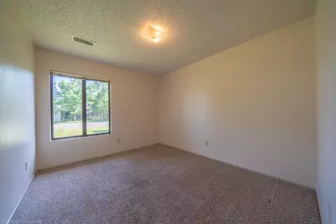 1930 Cirrus St, Redding, CA 96002 photo 27