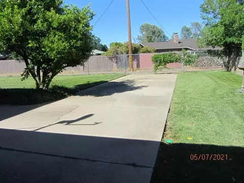 3240 Panorama Dr, Redding, CA 96003 photo 25
