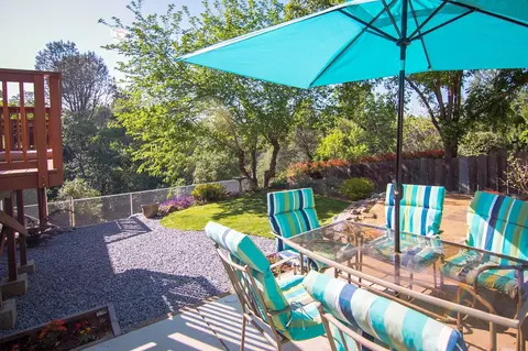 1556 Riviera Dr, Redding, CA 96001 photo 26