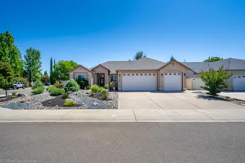 503 El Mango Dr, Redding, CA 96003 photo 2