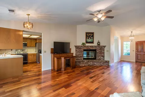 3688 Somerset Ave, Redding, CA 96002 photo 7