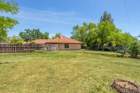 3688 Somerset Ave, Redding, CA 96002 photo 23
