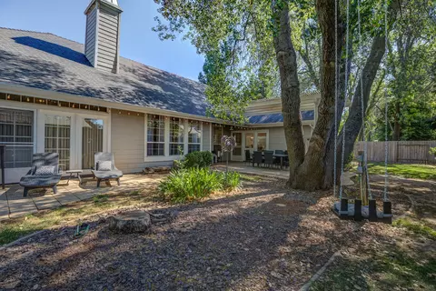 2625 Castlewood Dr, Redding, CA 96002 photo 46