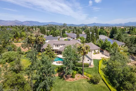 2590 Crescent Moon Ct, Redding, CA 96001 photo 51