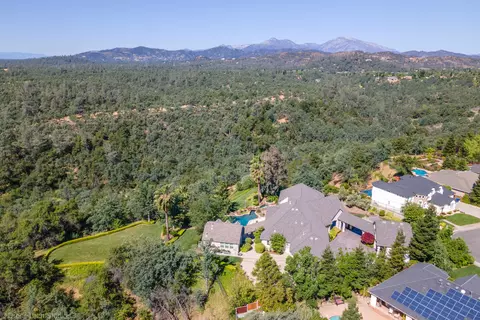 2590 Crescent Moon Ct, Redding, CA 96001 photo 48