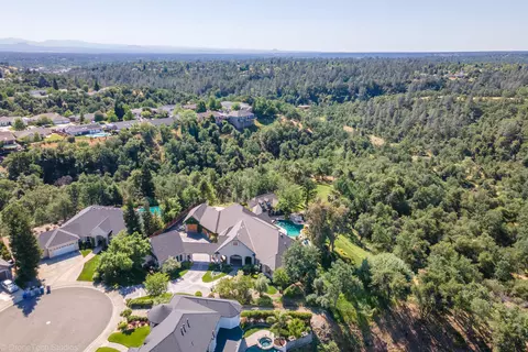 2590 Crescent Moon Ct, Redding, CA 96001 photo 47