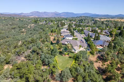 2590 Crescent Moon Ct, Redding, CA 96001 photo 49
