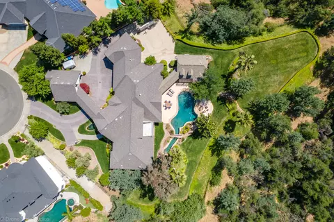 2590 Crescent Moon Ct, Redding, CA 96001 photo 52