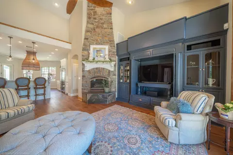 2590 Crescent Moon Ct, Redding, CA 96001 photo 21