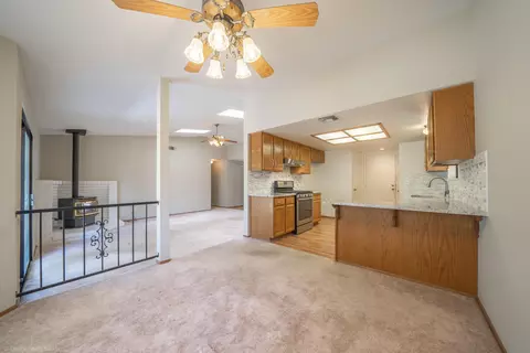 1883 Breckenwood Dr, Redding, CA 96002 photo 5