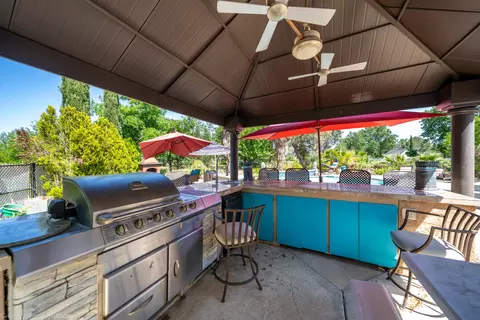 7223 Hermosa Way, Redding, CA 96002 photo 32