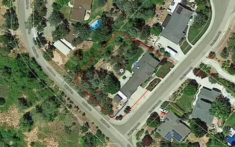 11558 Fox Estates Ct, Redding, CA 96003 photo 51