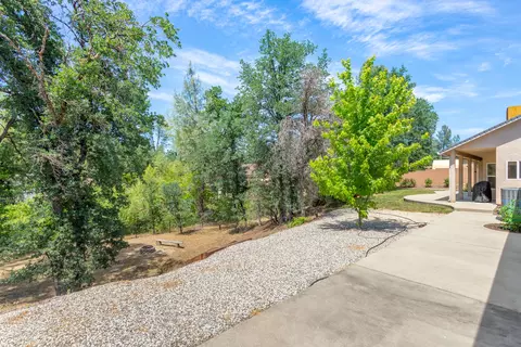 11558 Fox Estates Ct, Redding, CA 96003 photo 38