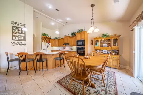 593 Centavo Way, Redding, CA 96003 photo 17