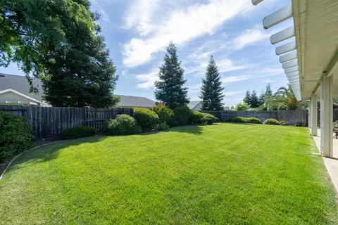 593 Centavo Way, Redding, CA 96003 photo 38