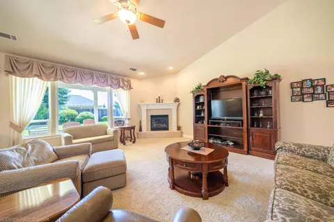 593 Centavo Way, Redding, CA 96003 photo 12