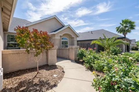 593 Centavo Way, Redding, CA 96003 photo 4