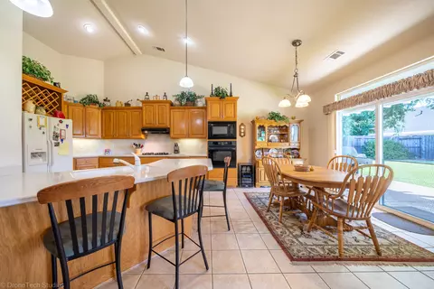 593 Centavo Way, Redding, CA 96003 photo 16