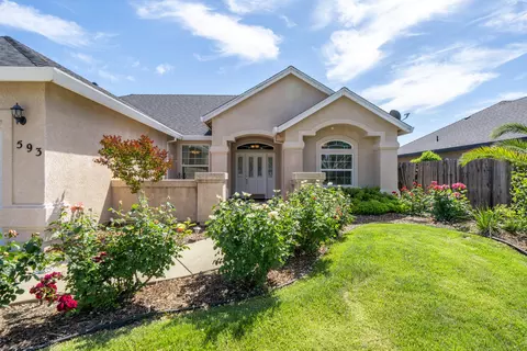 593 Centavo Way, Redding, CA 96003 photo 3