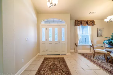 593 Centavo Way, Redding, CA 96003 photo 7