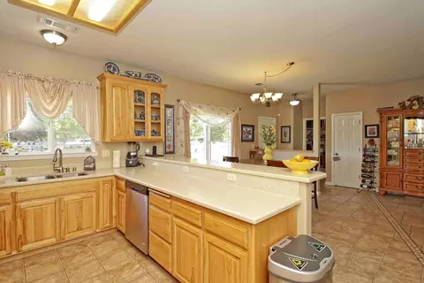 22649 Fisher Rd, Red Bluff, CA 96080 photo 4