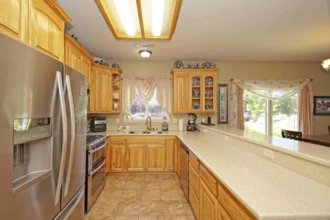 22649 Fisher Rd, Red Bluff, CA 96080 photo 3