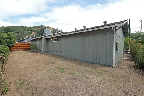22144 Hidden Valley Dr, Redding, CA 96003 photo 10