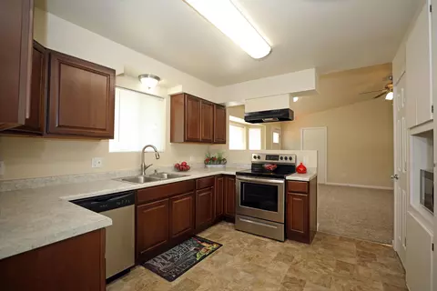 22144 Hidden Valley Dr, Redding, CA 96003 photo 4