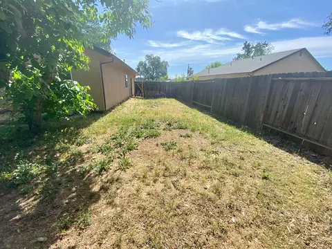 5432 Cedars, Redding, CA 96001 photo 12