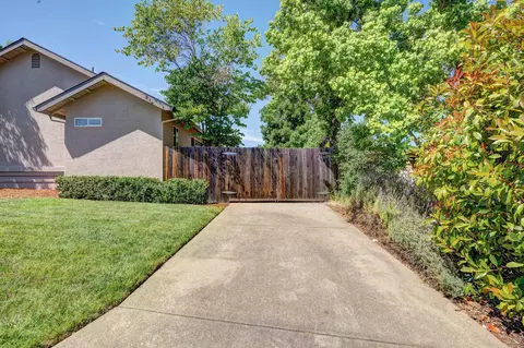 2285 Siena Ave, Redding, CA 96001 photo 4