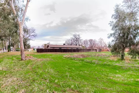 23340 Watts Ln, Gerber, CA 96035 photo 11
