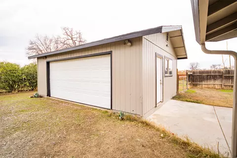 23340 Watts Ln, Gerber, CA 96035 photo 12