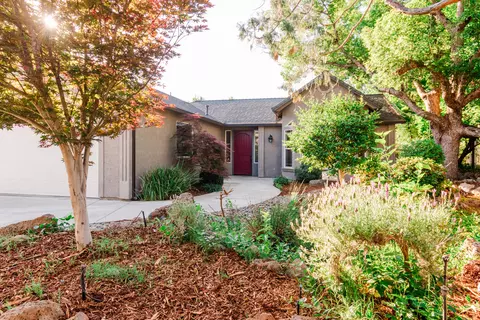 2987 Nicolet Ln, Redding, CA 96001 photo 4