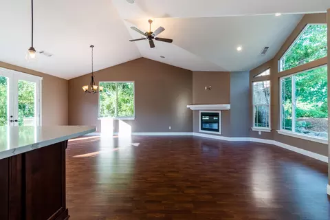 2987 Nicolet Ln, Redding, CA 96001 photo 6
