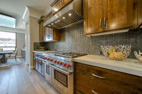 4046 Haleakala Ave, Redding, CA 96001 photo 8
