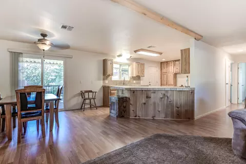 10435 Nora Dr, Redding, CA 96003 photo 16