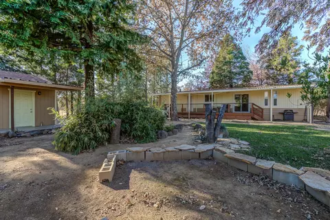 10435 Nora Dr, Redding, CA 96003 photo 7