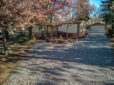 10435 Nora Dr, Redding, CA 96003 photo 3