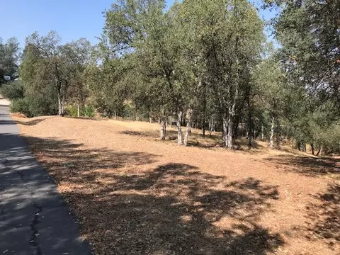 11625 Wilvern Ln, Redding, CA 96003