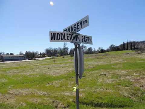 15608 Middletown Park Dr, Redding, CA 96001 photo 1