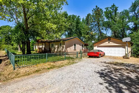18064 Blackberry Ln, Redding, CA 96003 photo 28