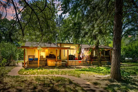 18064 Blackberry Ln, Redding, CA 96003 photo 1