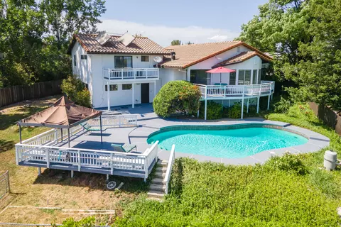 459 Woodcliff Dr, Redding, CA 96003 photo 92