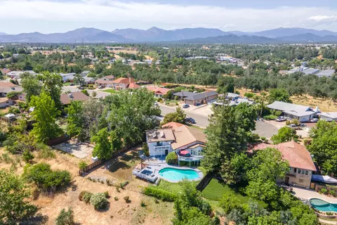 459 Woodcliff Dr, Redding, CA 96003 photo 85