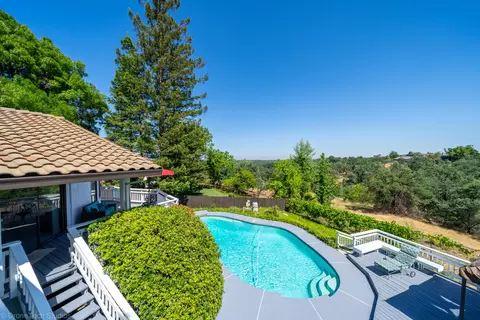 459 Woodcliff Dr, Redding, CA 96003 photo 47