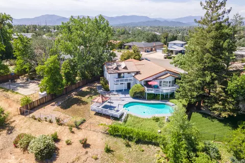 459 Woodcliff Dr, Redding, CA 96003 photo 88