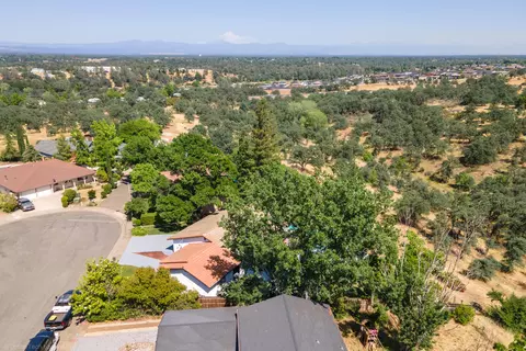 459 Woodcliff Dr, Redding, CA 96003 photo 82